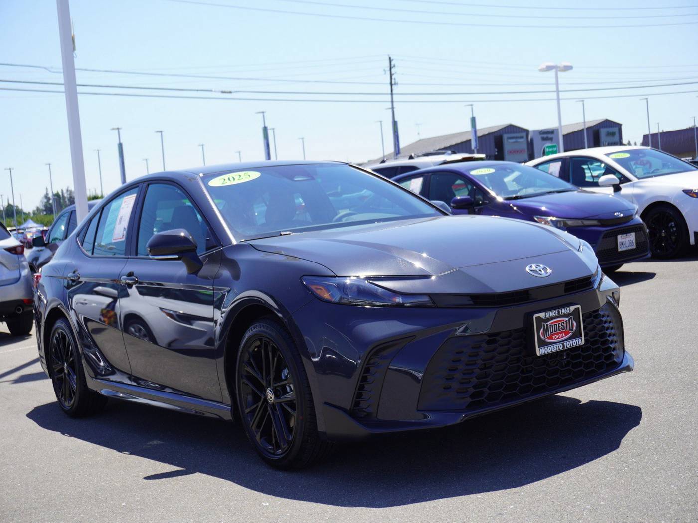 2025 Toyota Camry SE — Sedan — 12 mi — Modesto, CA