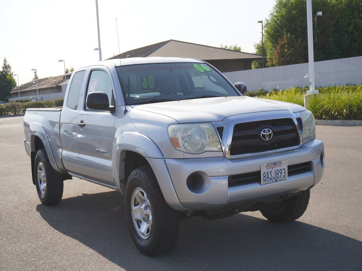 2006 Toyota Tacoma Base — Pickup Truck — 184,775 mi — Modesto, CA