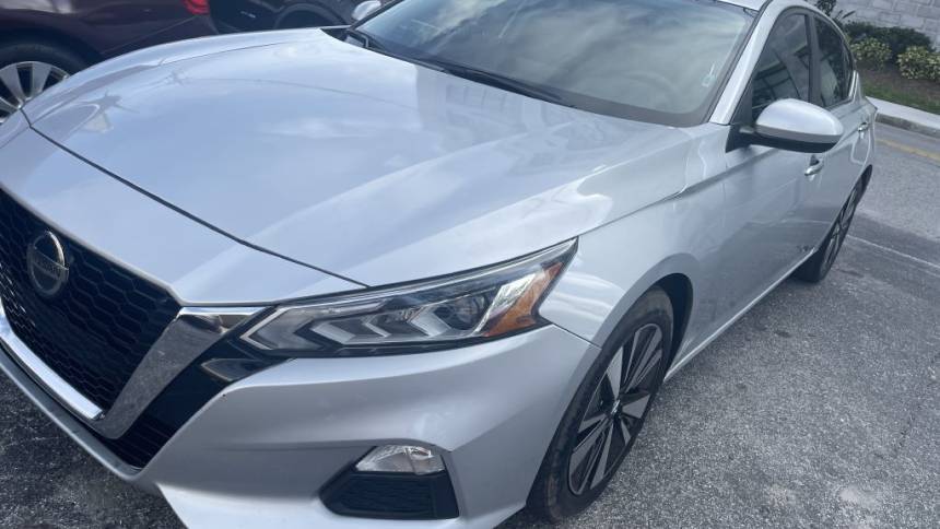 2021 Nissan Altima SV — Sedan — 102,957 mi — Tampa, FL