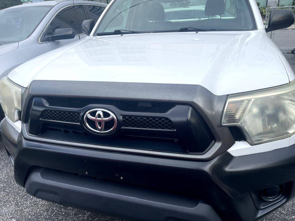 2015 Toyota Tacoma Base — Pickup Truck — 157,951 mi — Tampa, FL