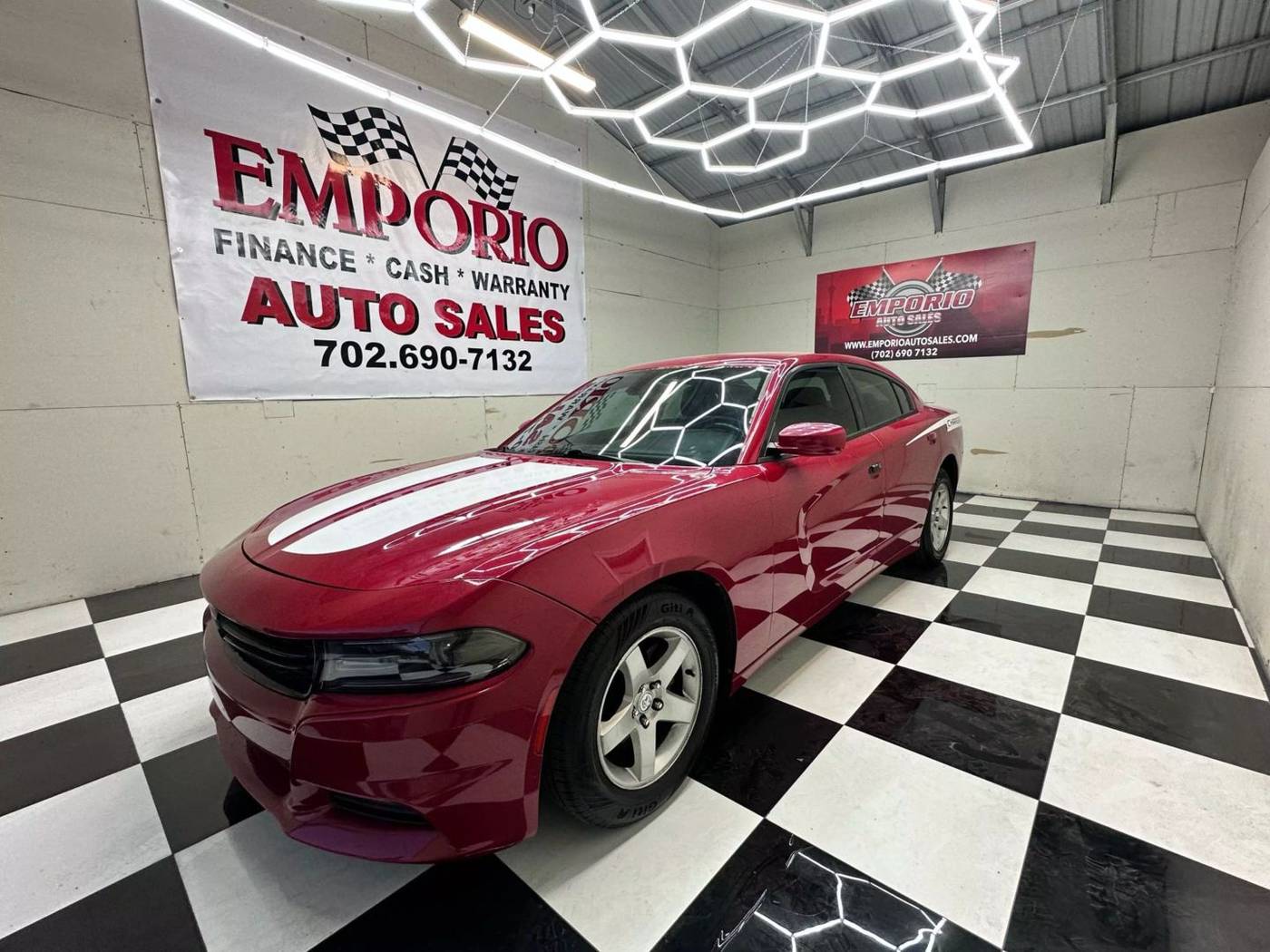 2015 Dodge Charger SE — Sedan — 98,000 mi — Las Vegas, NV