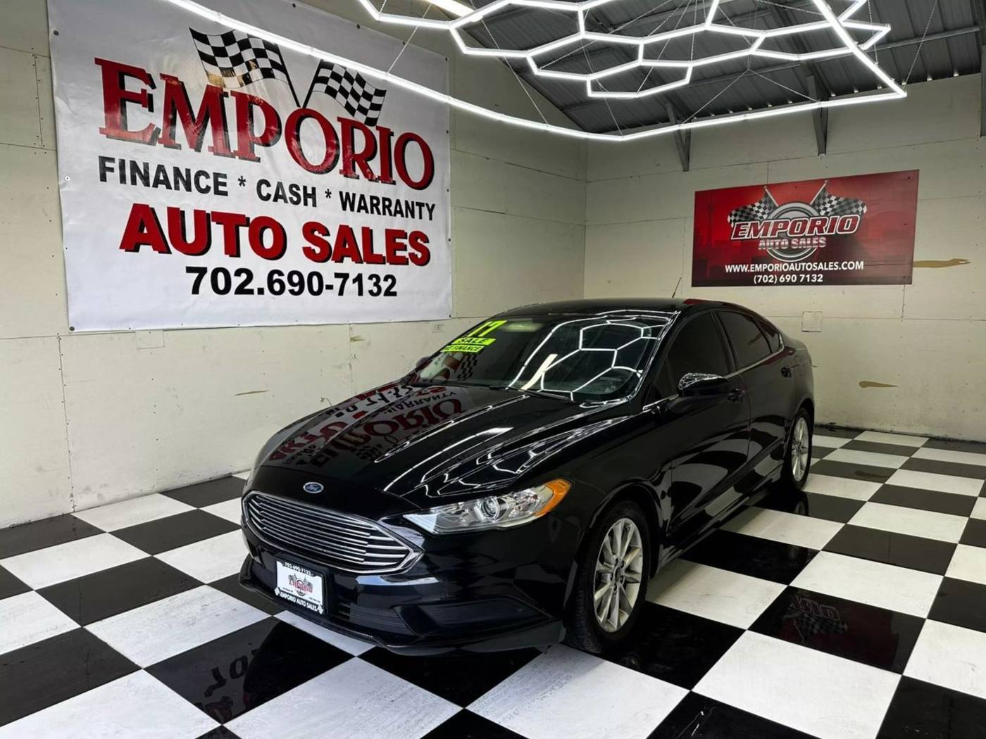 2017 Ford Fusion SE — Sedan — 141,877 mi — Las Vegas, NV