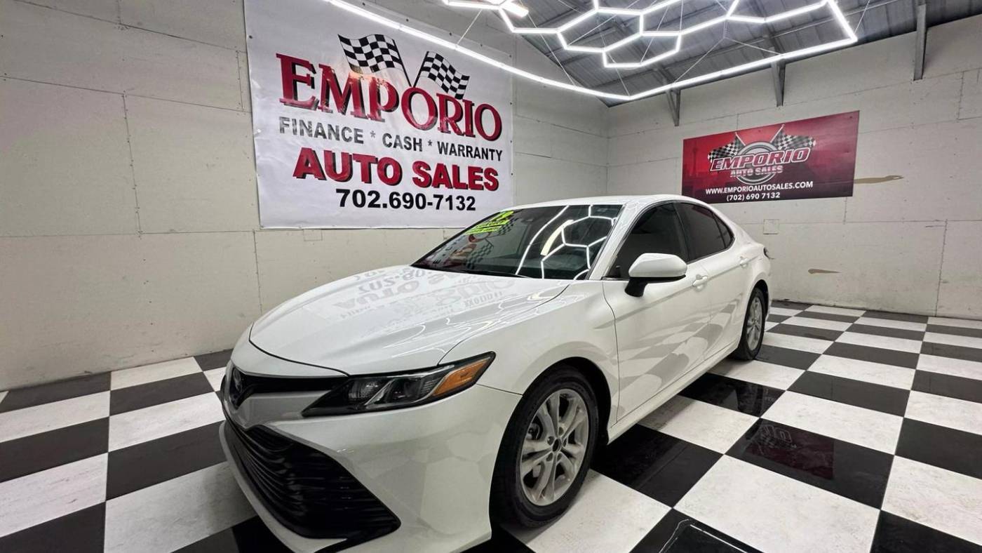 2019 Toyota Camry LE — Sedan — 111,000 mi — Las Vegas, NV