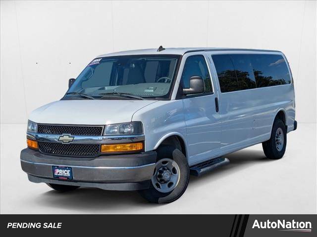 2019 Chevrolet Express Passenger LT — Passenger Van — 79,732 mi — Denton, TX
