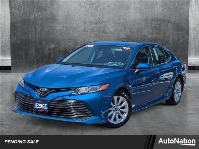 2019 Toyota Camry LE — Sedan — 24,451 mi — Denton, TX