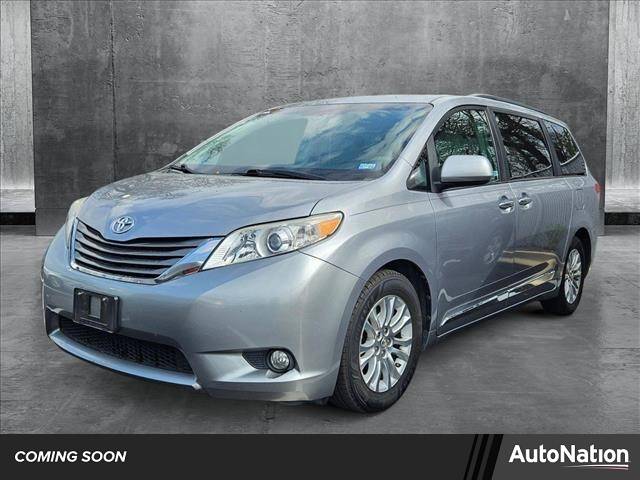 2011 Toyota Sienna XLE — Minivan — 130,674 mi — Denton, TX
