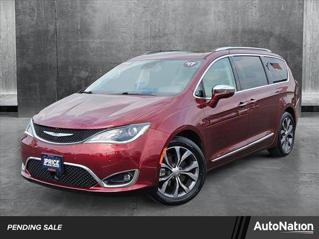 2017 Chrysler Pacifica Limited — Minivan — 44,013 mi — Denton, TX