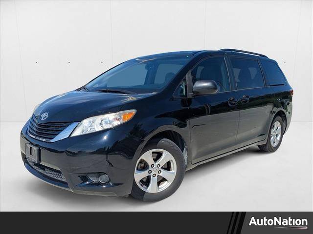 2017 Toyota Sienna LE — Minivan — 113,831 mi — Houston, TX