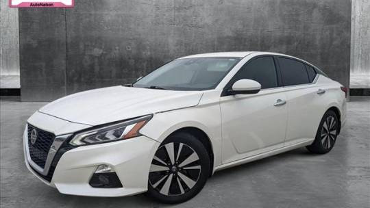 2019 Nissan Altima SV — Sedan — 128,165 mi — Houston, TX