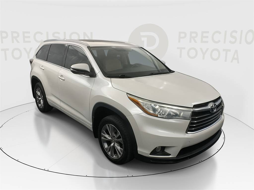 2015 Toyota Highlander XLE — SUV — 110,135 mi — Tucson, AZ