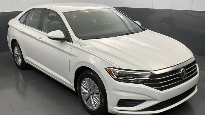2019 Volkswagen Jetta R-Line — Sedan — 62,306 mi — Tucson, AZ