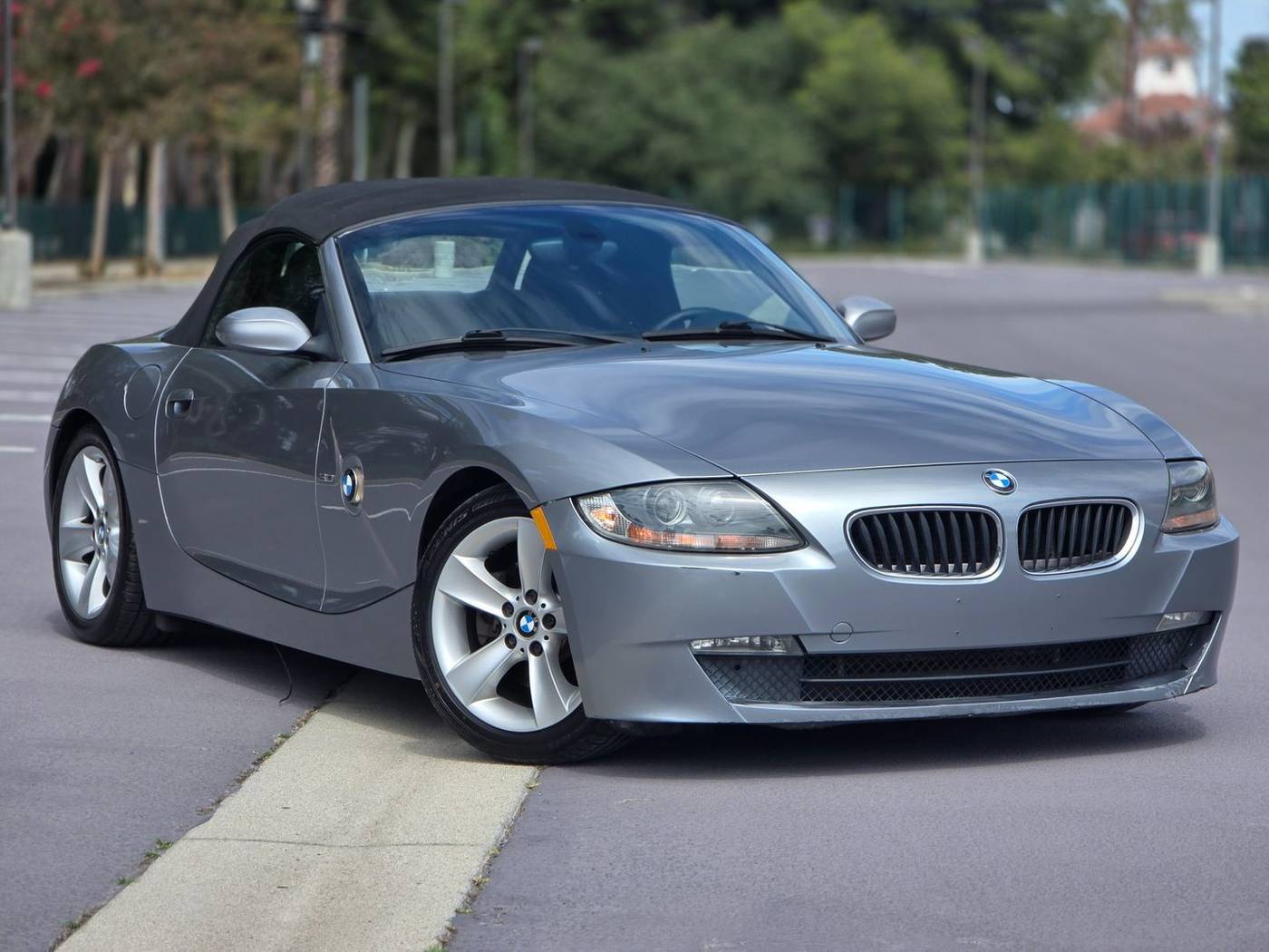 2006 BMW Z4 3.0i