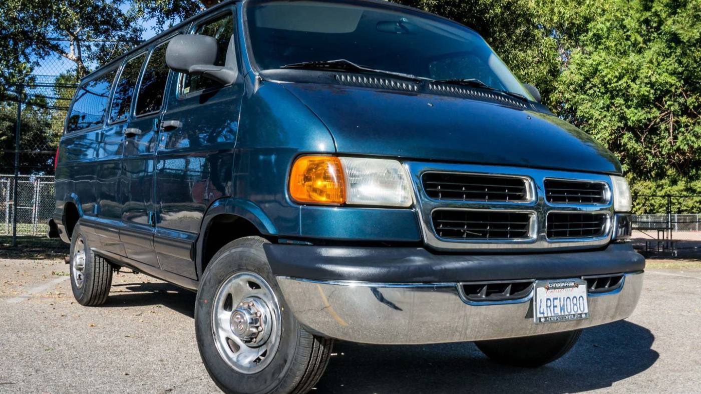 2001 Dodge Ram Wagon 2500 — Passenger Van — 192,017 mi — Reseda, CA