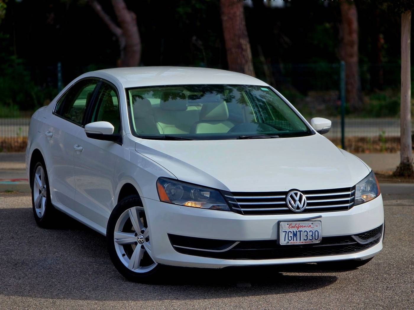 2014 Volkswagen Passat S — Sedan — 89,154 mi — Reseda, CA