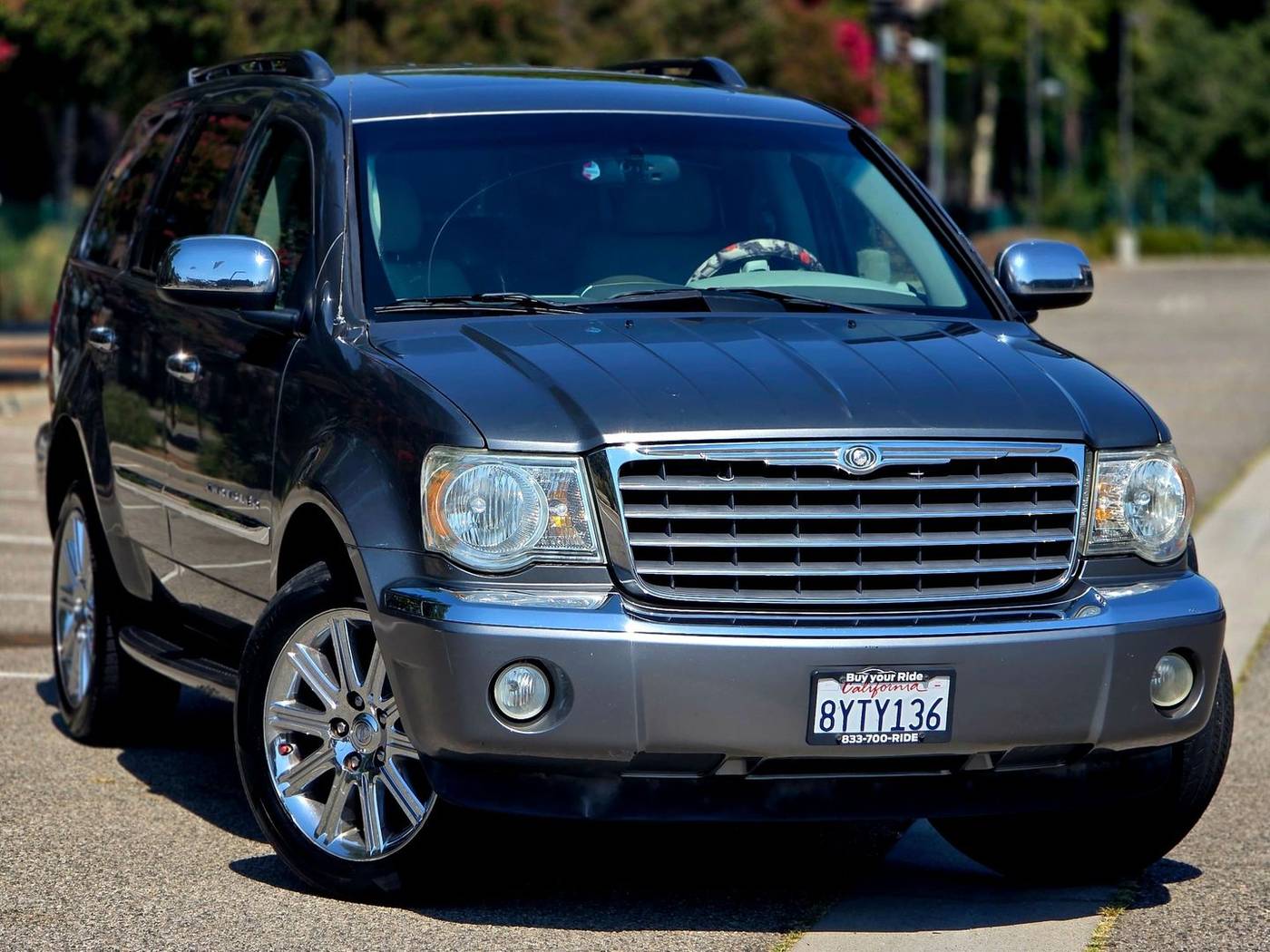 2007 Chrysler Aspen Limited — SUV — 154,000 mi — Reseda, CA