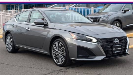 2023 Nissan Altima SL — Sedan — 27,405 mi — Bristol, CT