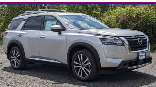 2024 Nissan Pathfinder Platinum — SUV — 13,229 mi — Bristol, CT