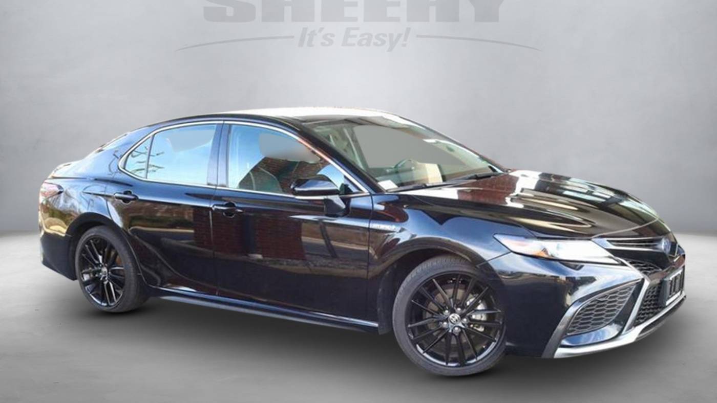 2021 Toyota Camry Hybrid XSE — Sedan — 30,849 mi — Fredericksburg, VA