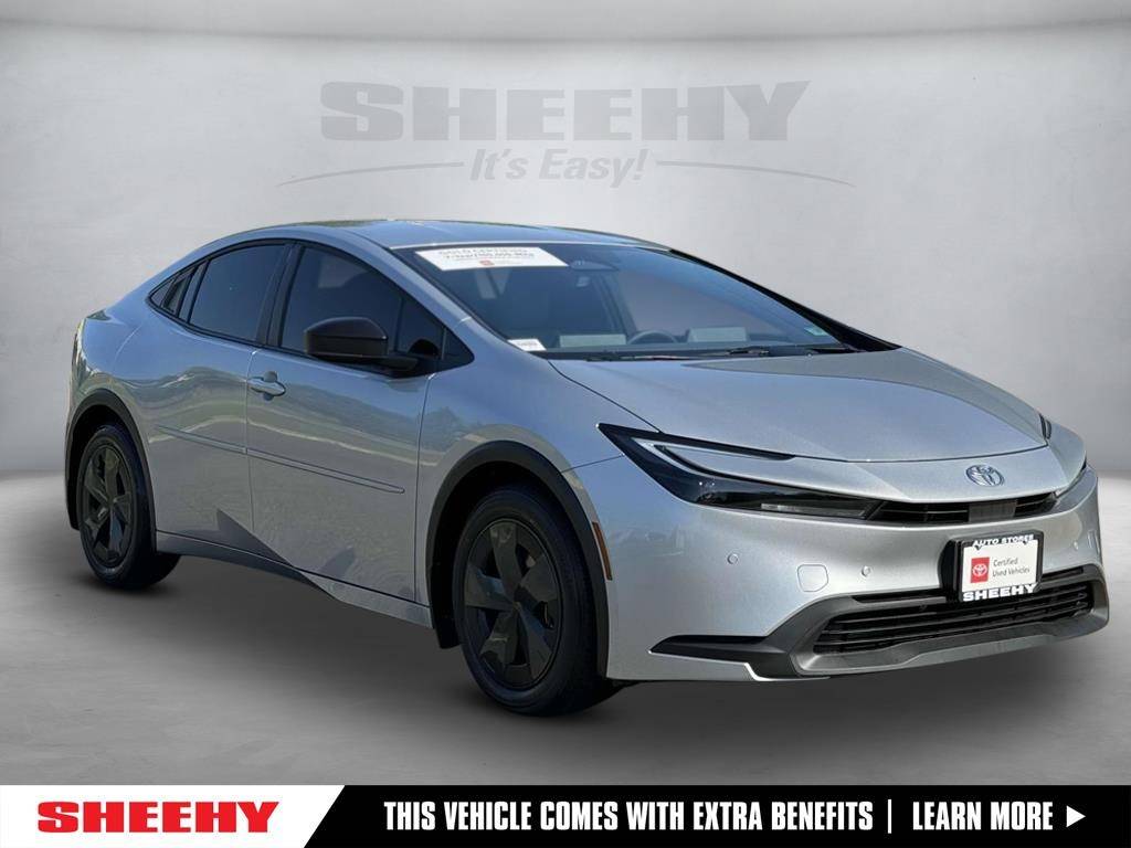 2025 Toyota Prius LE — Hatchback — 1,649 mi — Fredericksburg, VA