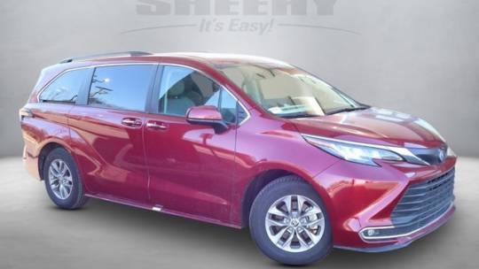 2023 Toyota Sienna XLE — Minivan — 60,056 mi — Fredericksburg, VA
