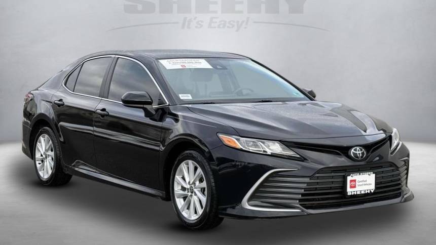 2022 Toyota Camry LE — Sedan — 61,234 mi — Fredericksburg, VA