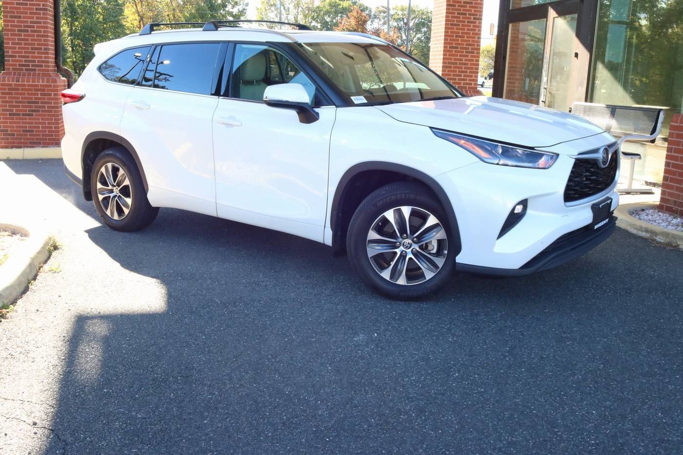 2021 Toyota Highlander XLE — SUV — 44,374 mi — Fredericksburg, VA
