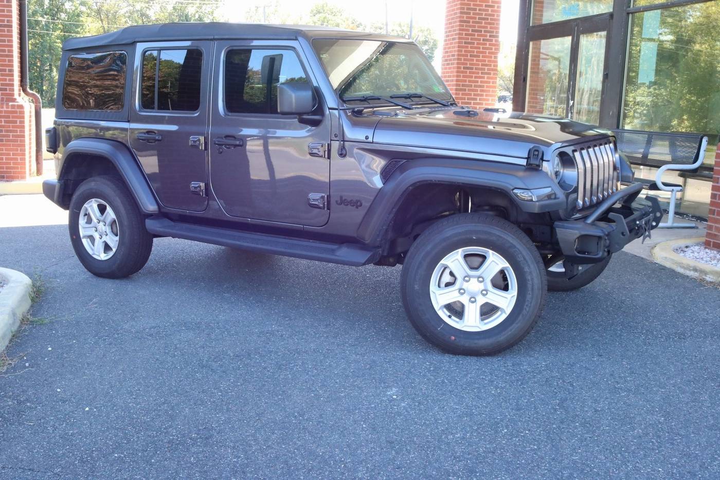 2021 Jeep Wrangler Sport S — SUV — 44,266 mi — Fredericksburg, VA