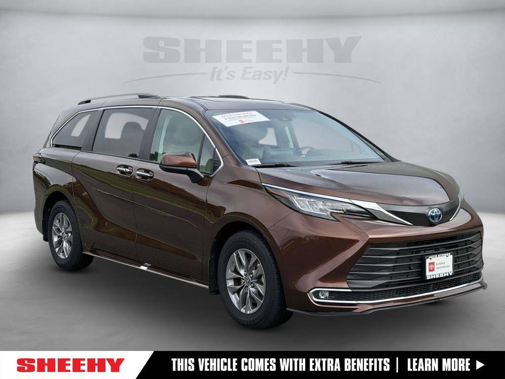 2023 Toyota Sienna XLE — Minivan — 30,012 mi — Fredericksburg, VA