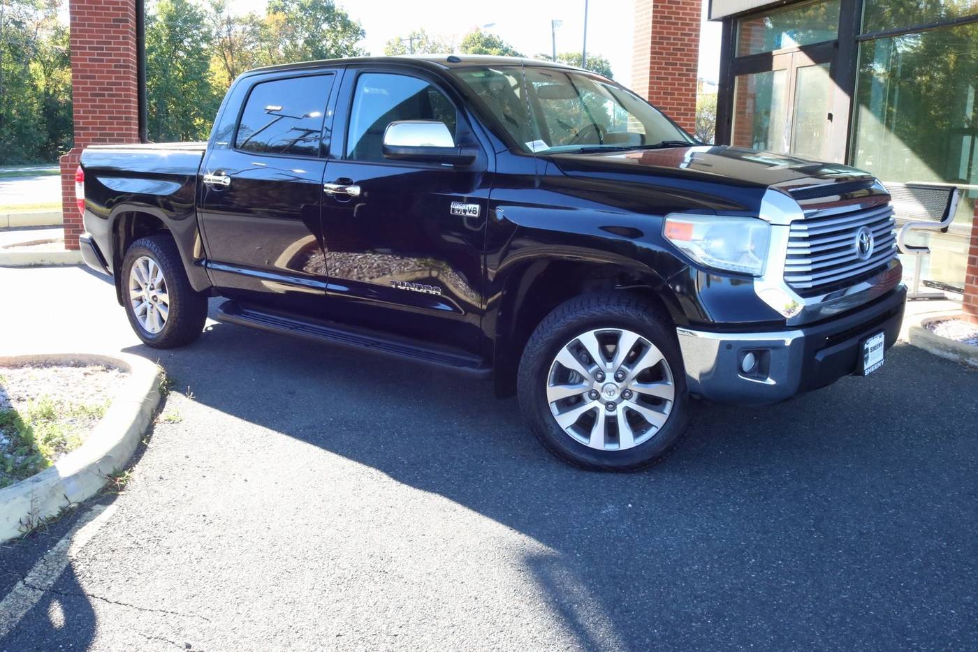 2014 Toyota Tundra Limited — Pickup Truck — 62,284 mi — Fredericksburg, VA