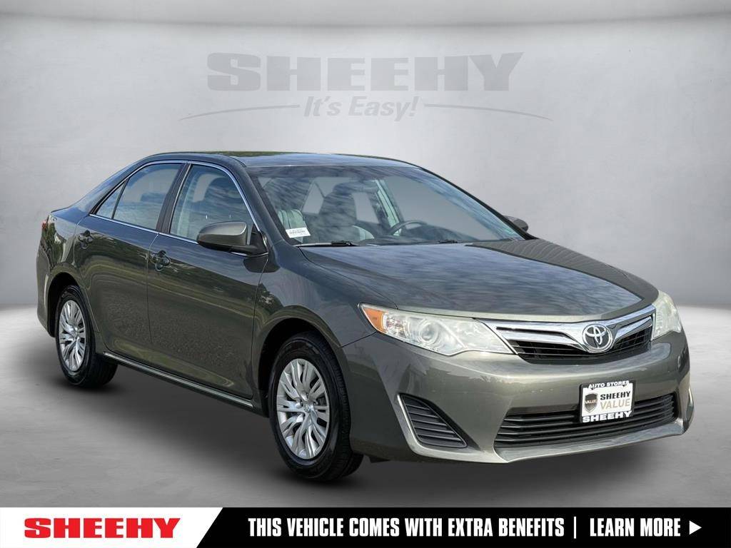 2013 Toyota Camry LE — Sedan — 122,997 mi — Fredericksburg, VA