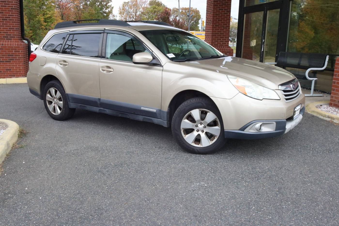 2010 Subaru Outback 3.6R Limited — SUV — 160,720 mi — Fredericksburg, VA