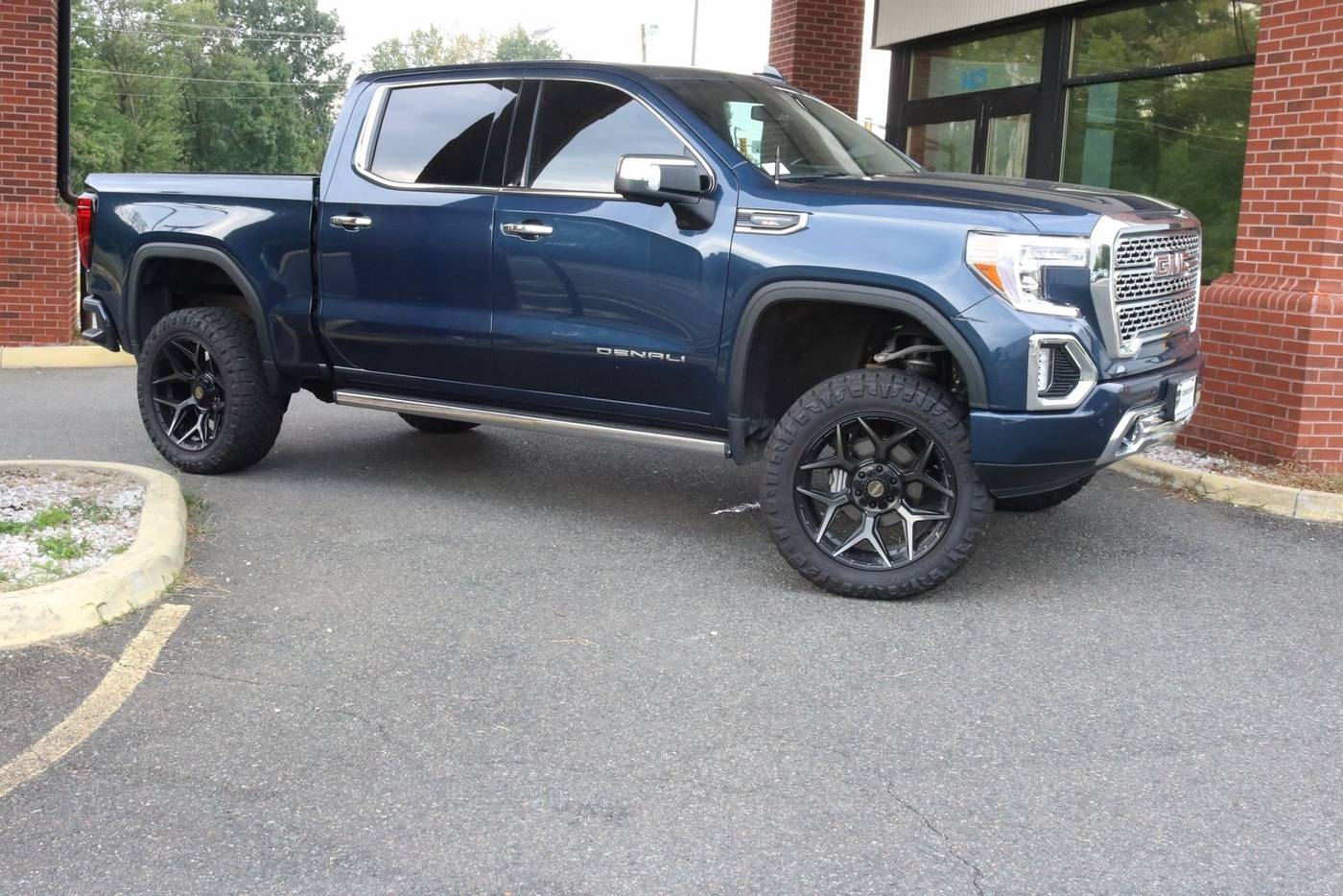2022 GMC Sierra 1500 Limited Denali — Pickup Truck — 24,200 mi — Fredericksburg, VA