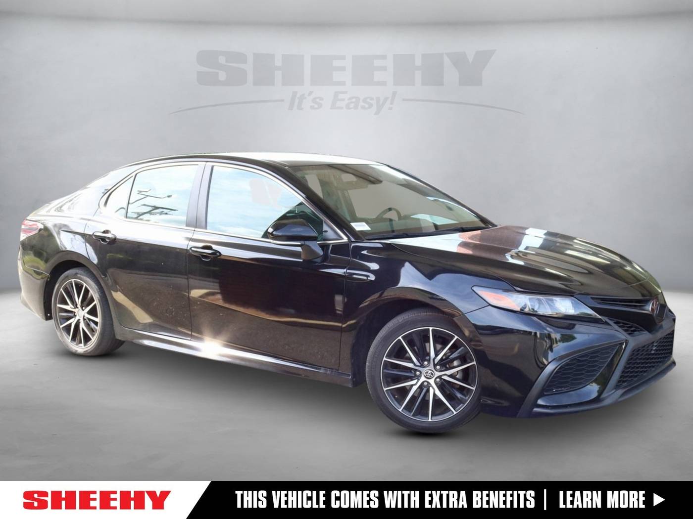 2022 Toyota Camry SE — Sedan — 50,593 mi — Fredericksburg, VA