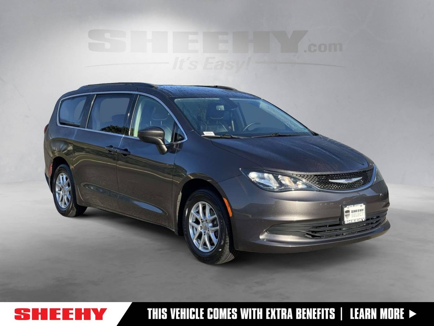 2020 Chrysler Voyager LXI — Minivan — 50,974 mi — Fredericksburg, VA
