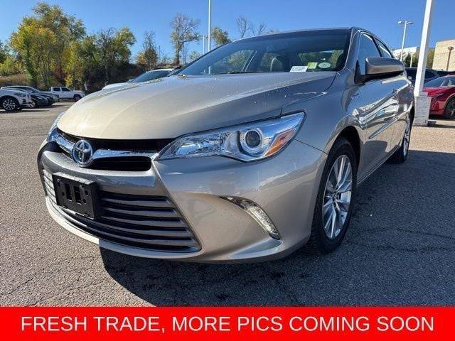 2015 Toyota Camry Hybrid XLE — Sedan — 42,340 mi — Englewood, CO