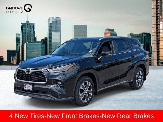 2023 Toyota Highlander XLE — SUV — 57,400 mi — Englewood, CO