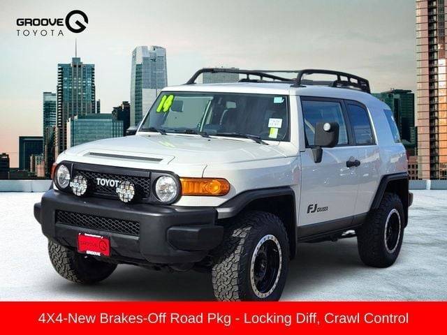 2014 Toyota FJ Cruiser Base