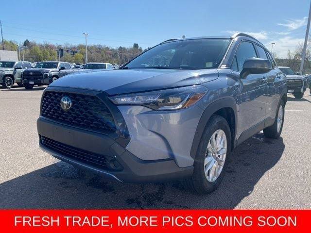 2022 Toyota Corolla Cross LE — SUV — 23,845 mi — Englewood, CO