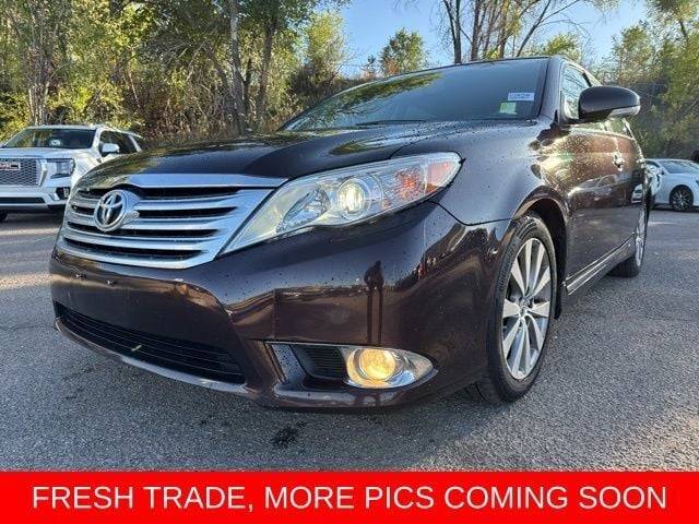 2012 Toyota Avalon Limited — Sedan — 94,620 mi — Englewood, CO