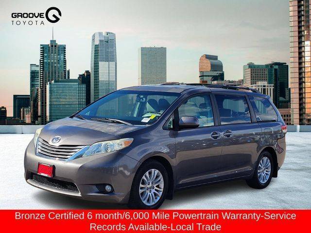 2012 Toyota Sienna XLE — Minivan — 134,155 mi — Englewood, CO