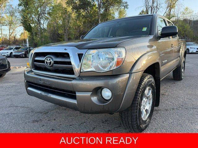 2010 Toyota Tacoma Base — Pickup Truck — 220,861 mi — Englewood, CO