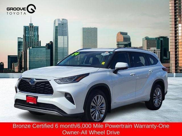 2024 Toyota Highlander Hybrid Platinum — SUV — 8,515 mi — Englewood, CO