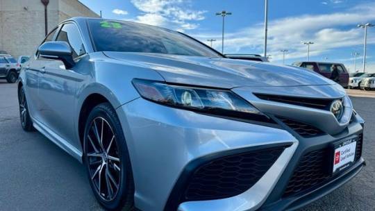 2023 Toyota Camry SE — Sedan — 28,342 mi — Englewood, CO