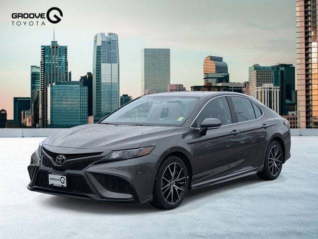 2021 Toyota Camry SE — Sedan — 32,120 mi — Englewood, CO