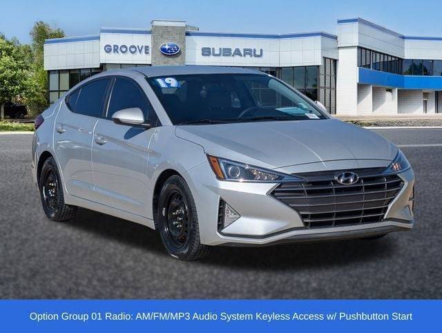 2019 Hyundai Elantra SE — Sedan — 61,003 mi — Englewood, CO