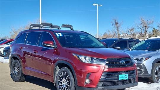 2017 Toyota Highlander SE V6 — SUV — 101,816 mi — Englewood, CO