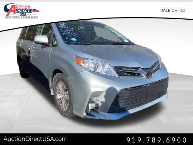 2020 Toyota Sienna XLE Auto Access Seat — Minivan — 54,010 mi — Raleigh, NC