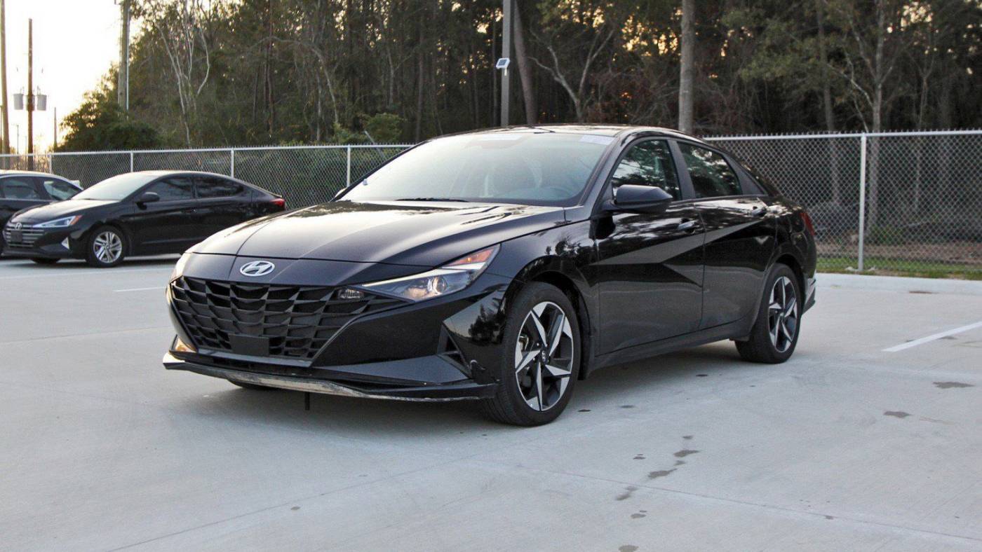 2023 Hyundai Elantra SEL — Sedan — 31,500 mi — Tomball, TX