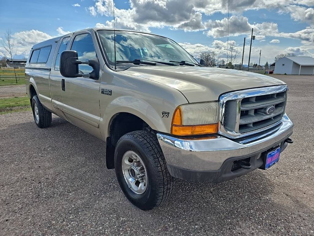 2001 Ford Super Duty F-250 XLT — Pickup Truck — 169,355 mi — Ronan, MT