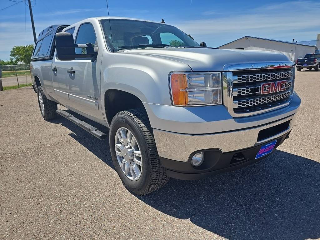 2014 GMC Sierra 3500HD SLE — Pickup Truck — 136,897 mi — Ronan, MT